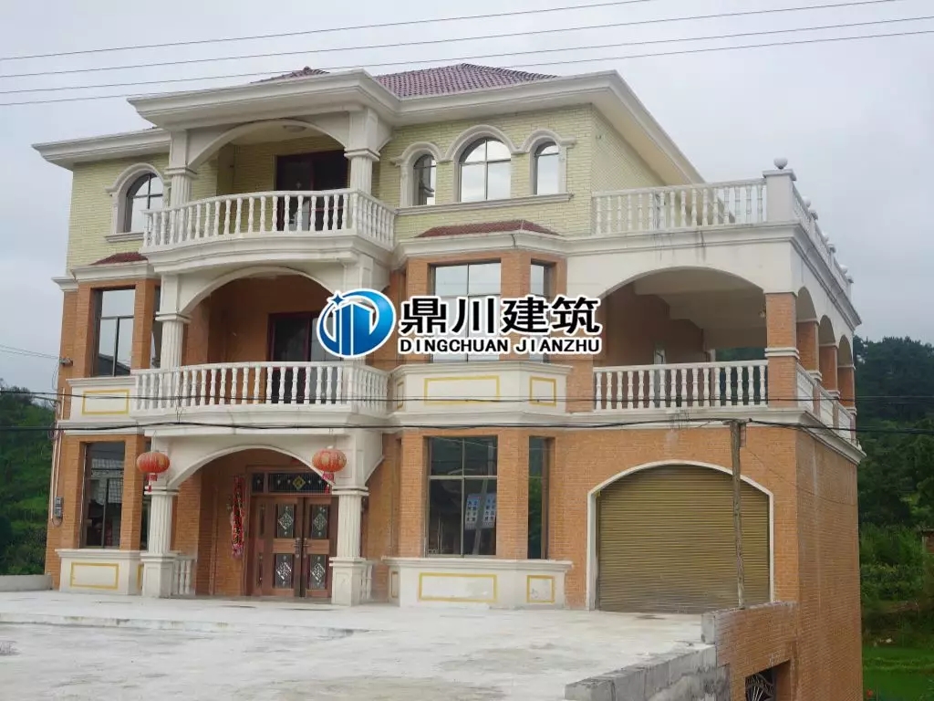 農(nóng)村自建房巧用羅馬柱，讓房子高端大氣還不貴！