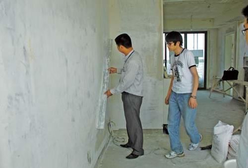 別墅毛坯房驗(yàn)房流程與注意事項(xiàng)