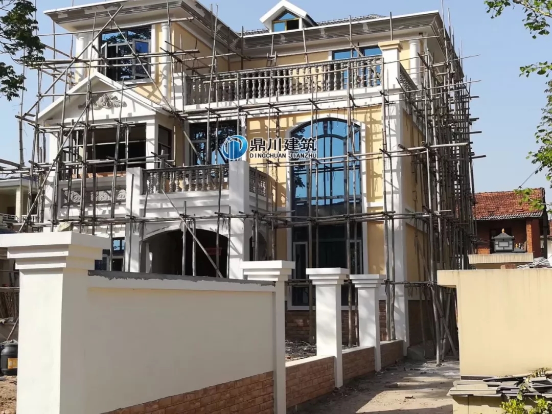 復(fù)式三層簡(jiǎn)歐別墅施工案例欣賞