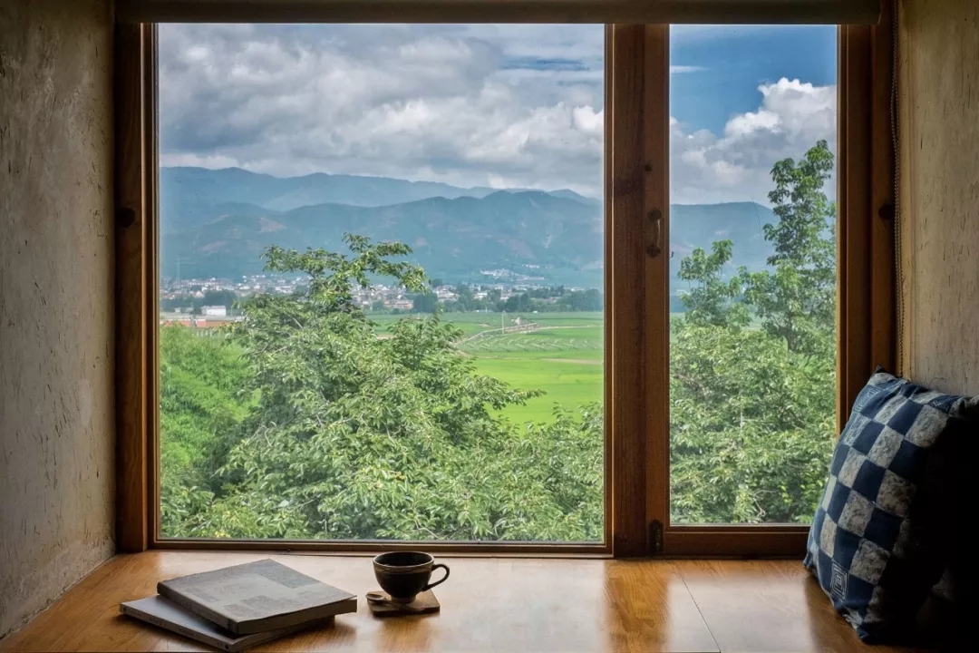 他用行動(dòng)表達(dá)愛(ài)，將牛棚改成了300㎡的別墅送老婆